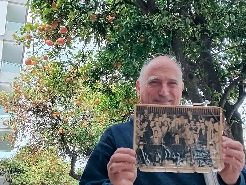 dos Las fotos en blanco y negro y los puentes invisibles